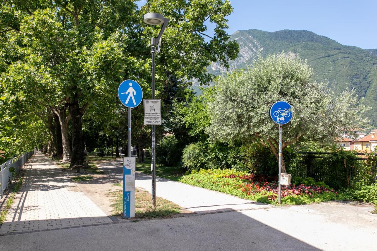 Appartamento Grande Al Ponte. Situato Vicino All'Ospedale, Al Parco E Al Centro Citta ترينتو المظهر الخارجي الصورة